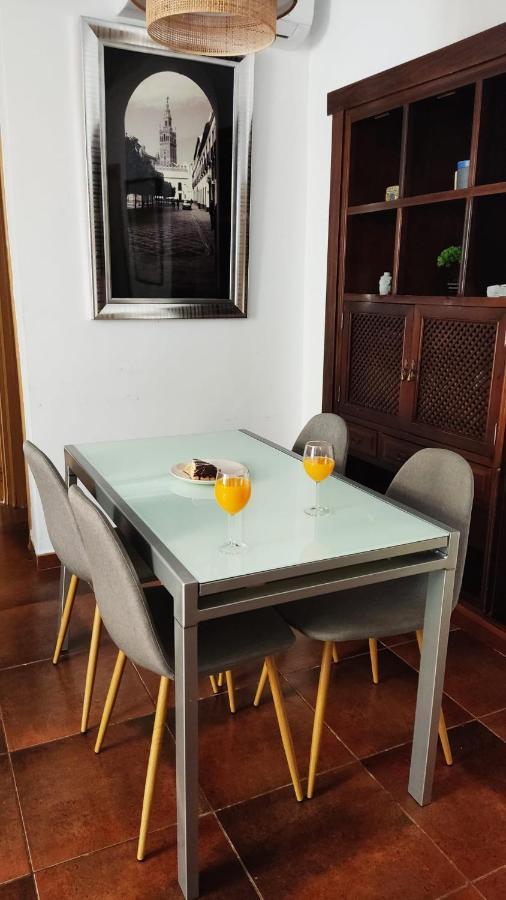 Homeyseville- Bright Apartment At Santa Cruz 6 Pax, Parking Optional Ngoại thất bức ảnh